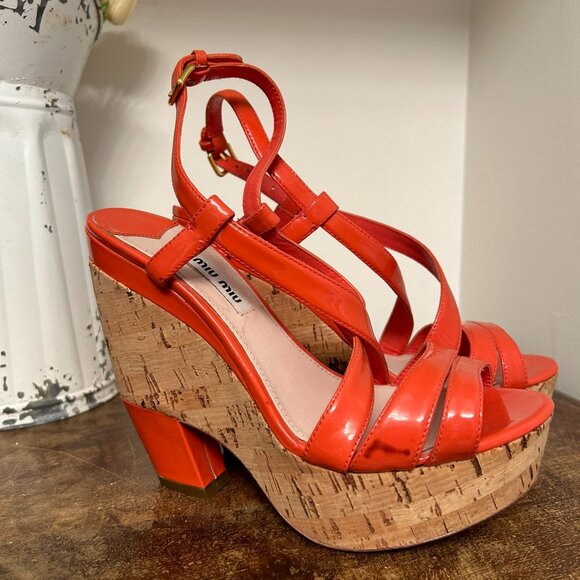Miu Miu Orange Patent Leather Slingback Platform Sandals – Size 7.5 - Picture 2 of 5